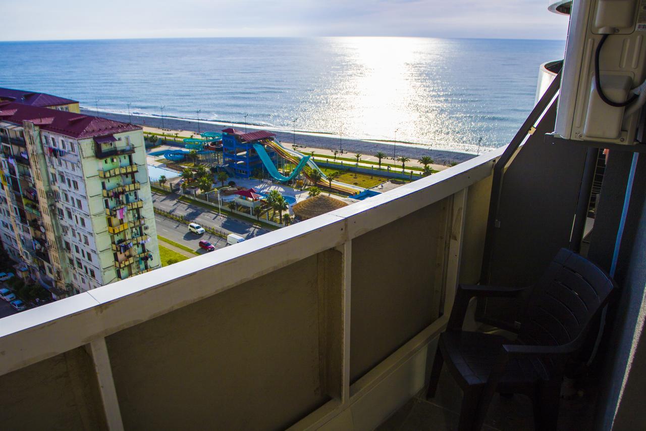 Apartament Denis In Apart-Otel Residenc Batumi Exterior foto